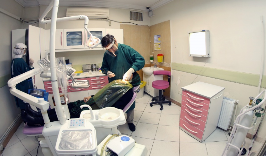 وجود 140 مطب دندانپزشکی عمومی و تخصصی در استان